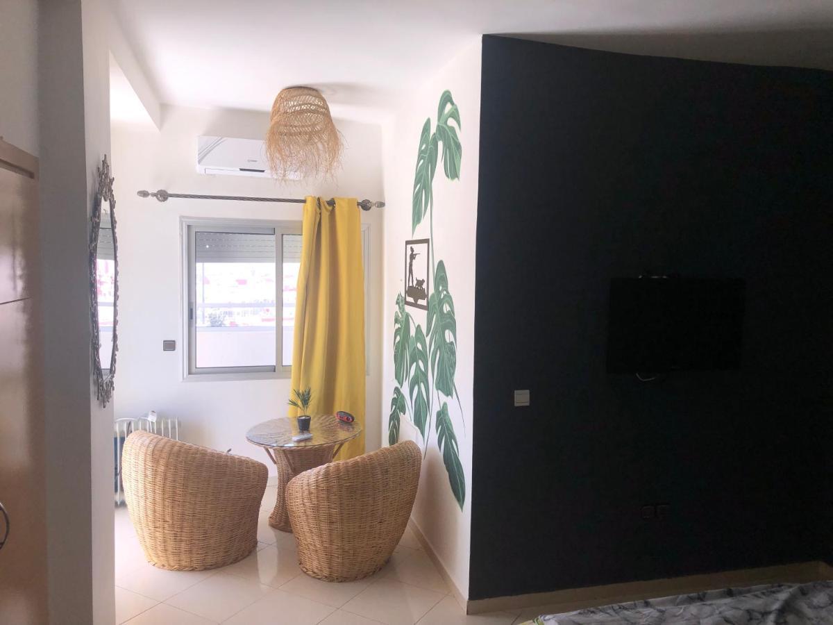 Large Sea View Studio Apartment Agadir Bagian luar foto